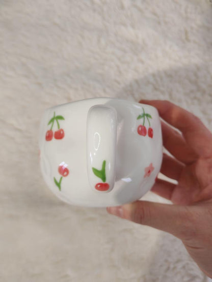 Taza Floral con Cerezas